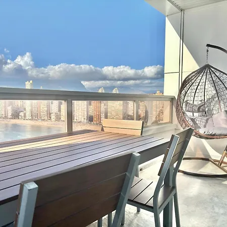 Gemelos 28 10-c Levante * بينايدورم