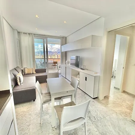 Gemelos 28 10-c Levante Appartement